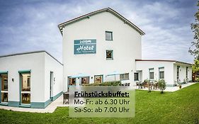 Hotel Am Wiesenweg L 24H Check-In